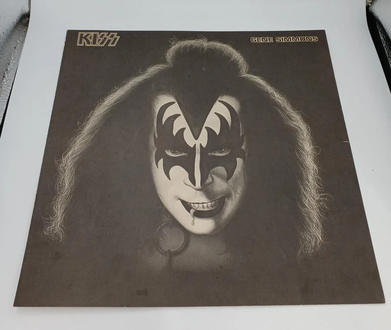 VICTOR KISS „GENE SIMMONS“ VIP-6578