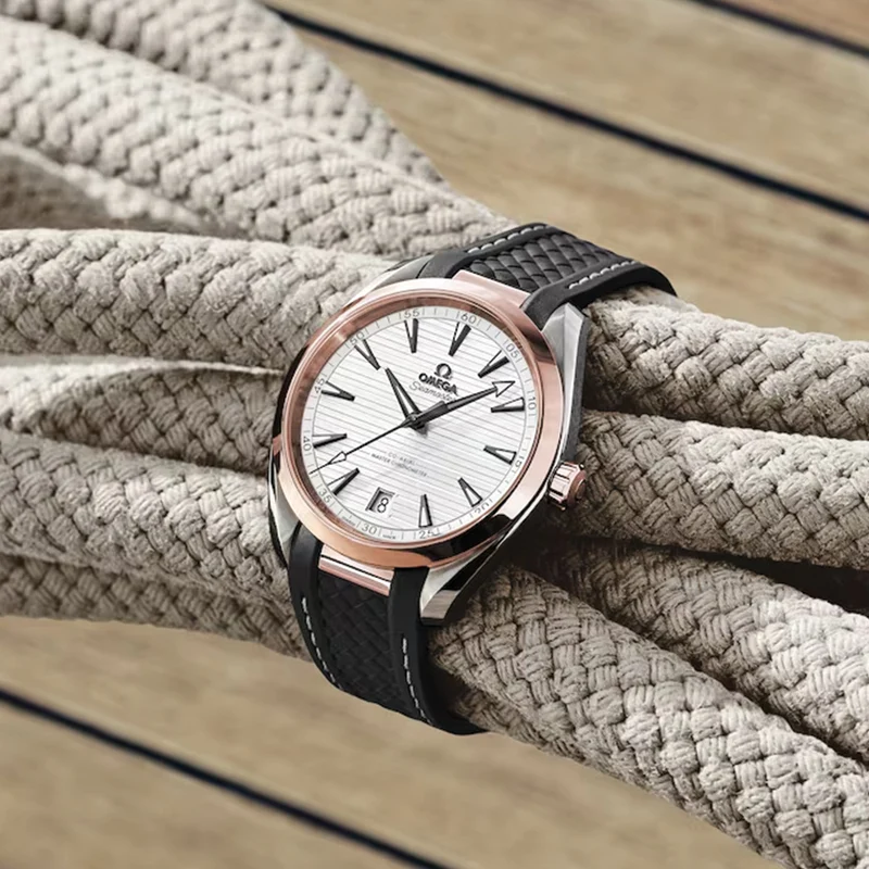 Seamaster Aqua Terra 150M Steel and Sedna™ Gold 41mm - Silver on Rubber Strap