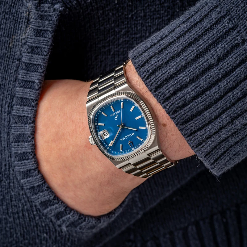 Super Seville HPQ Precisionist 37.5mm - Blue on Bracelet
