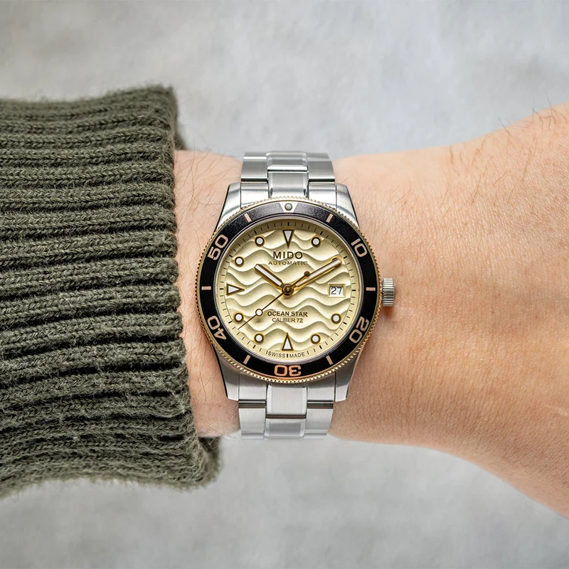 Ocean Star Black and Yellow-Gold PVD Bezel 39mm - Champagne on Bracelet
