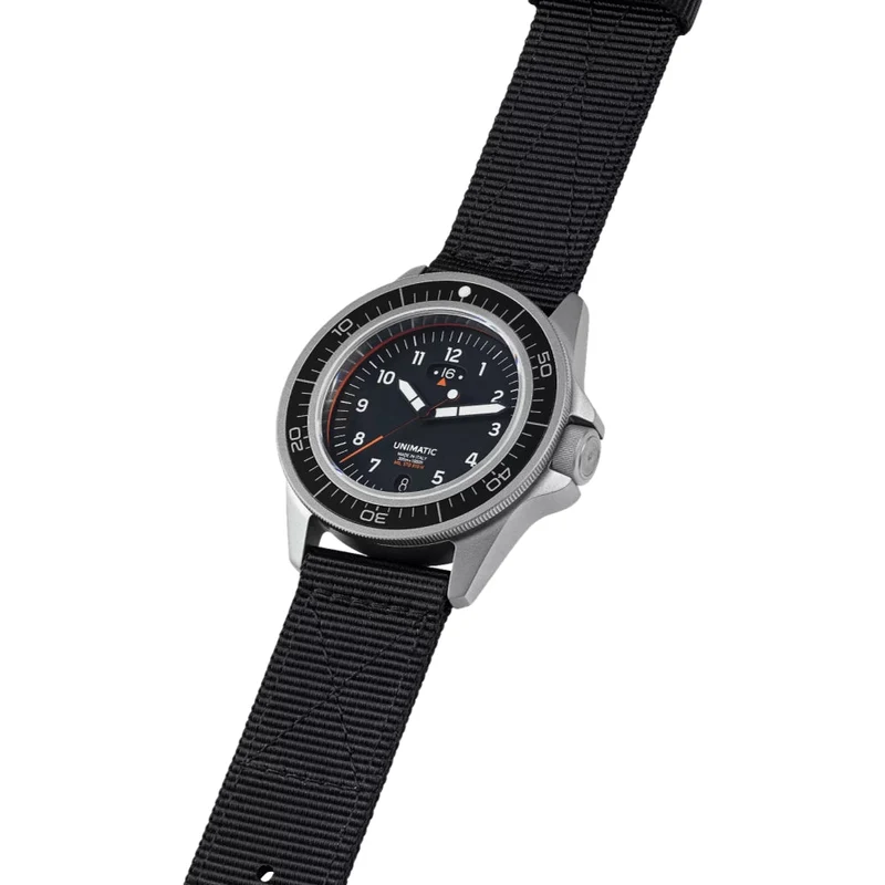 UT1-GMT Modello Uno Toolwatch 41.5mm - Black on Fabric Strap