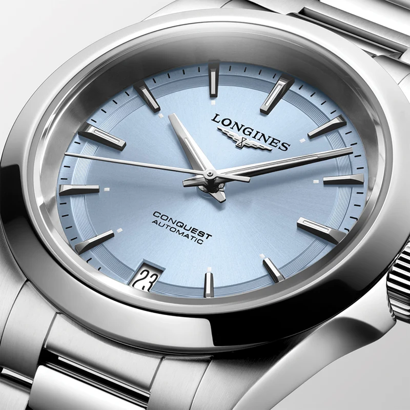 Conquest 34mm - Sunray Blue on Bracelet