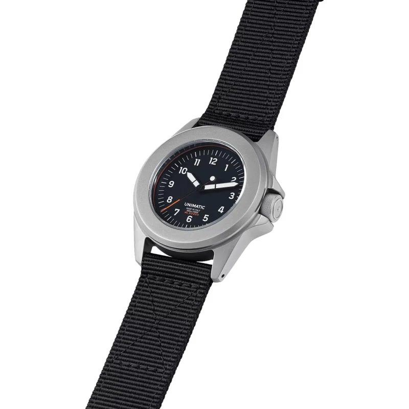 UT4 Toolwatch 40mm - Black on Fabric Strap