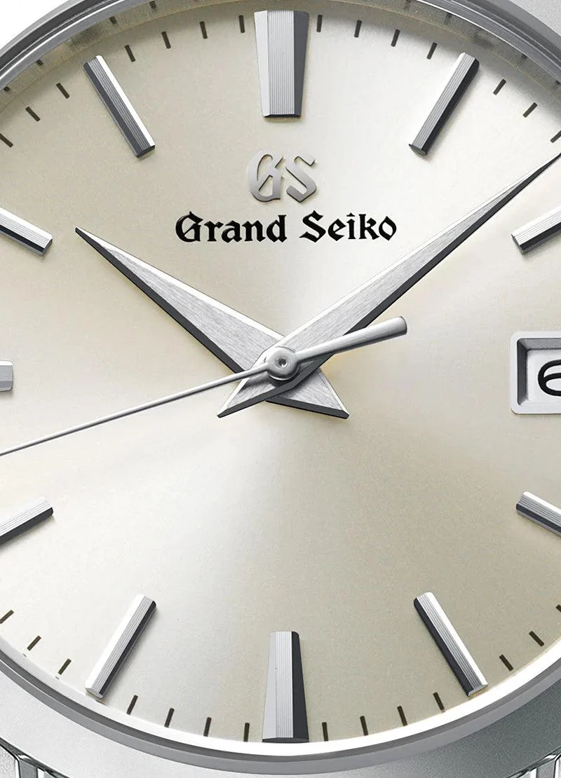SBGX263 Heritage Quartz 37mm - Champagne on Bracelet