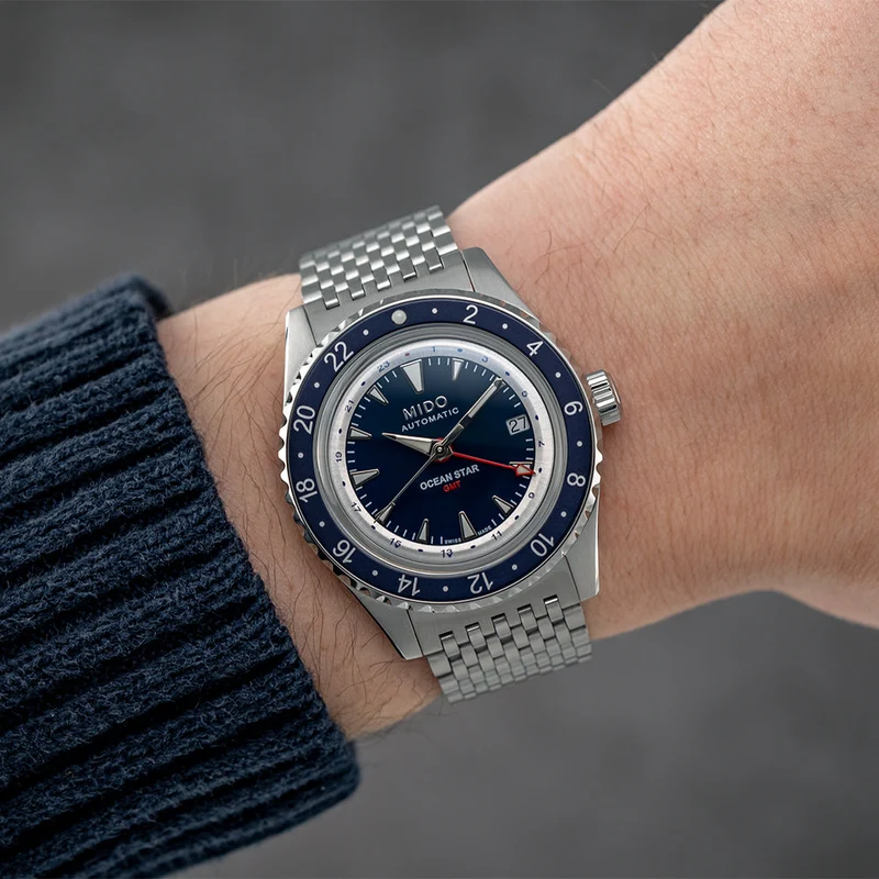 Ocean Star "Shark Tooth" Special Edition GMT 40.5mm - Blue on Bracelet w/ Additional Fabric Strap