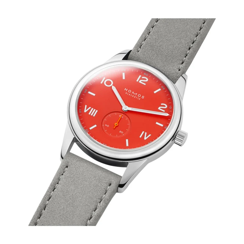 Club Campus 38mm - Nonstop Red on Strap