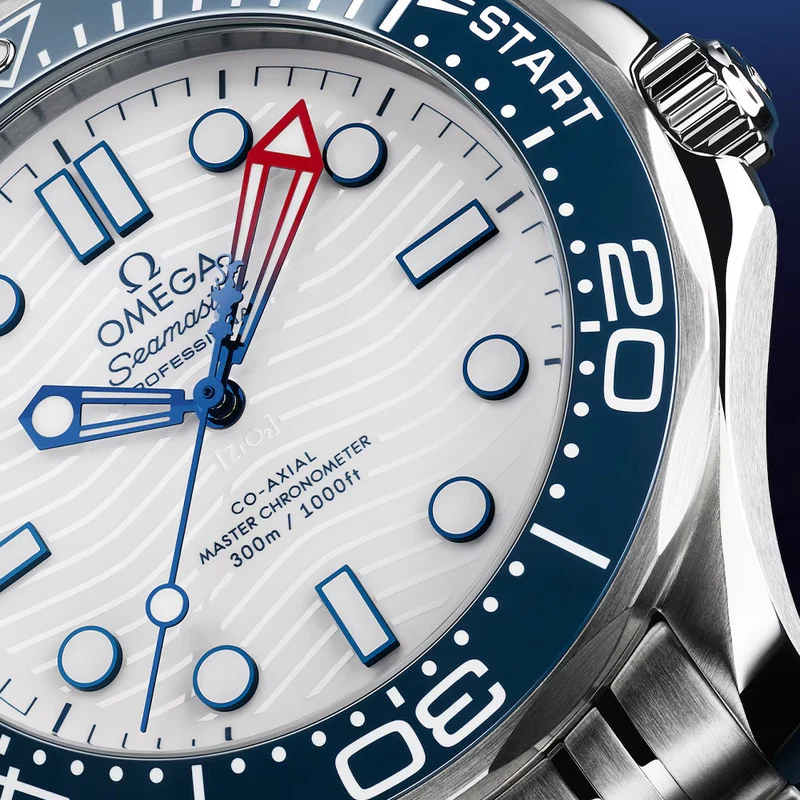 Seamaster Diver 300M America's Cup 42mm - White on Bracelet
