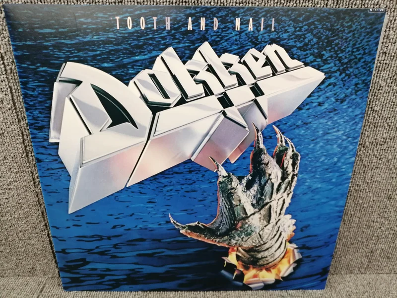 ELEKTRA Analoge Schallplatte DOKKEN/ZÄHNE UND NÄGEL