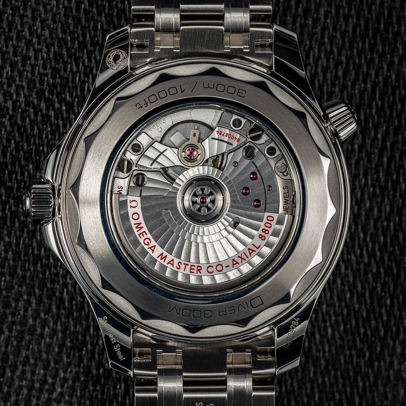 Seamaster Diver 300M 42mm - White on Bracelet