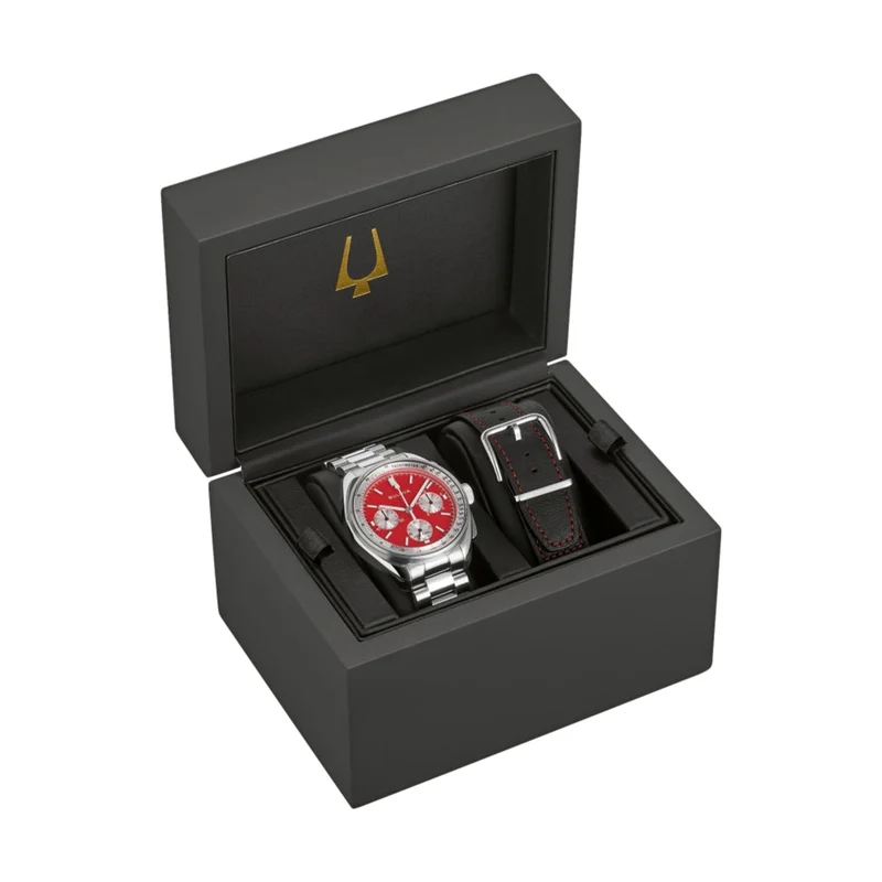 Lunar Pilot "Blood Moon" 43.5mm - Red on Bracelet