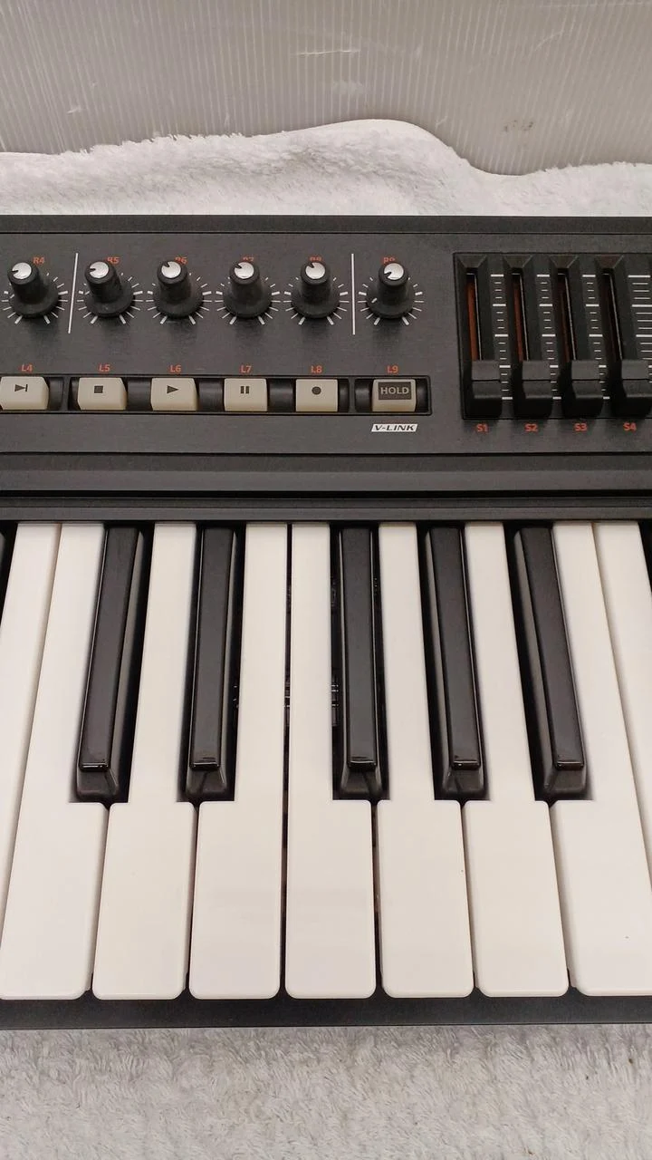 ROLAND MIDI-Controller A-300PRO