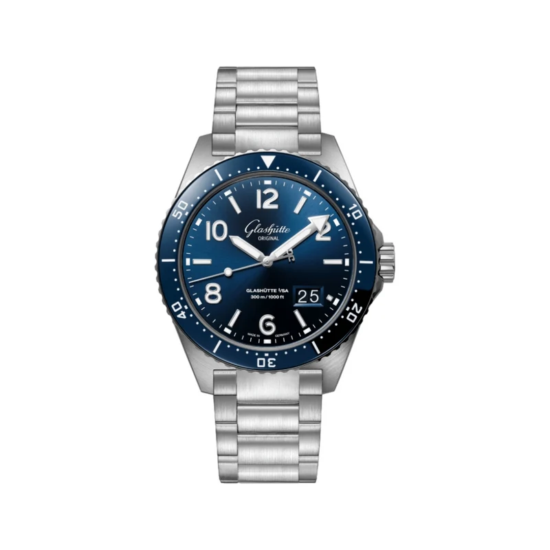 SeaQ Panorama Date 43mm - Galvanized Blue on Bracelet