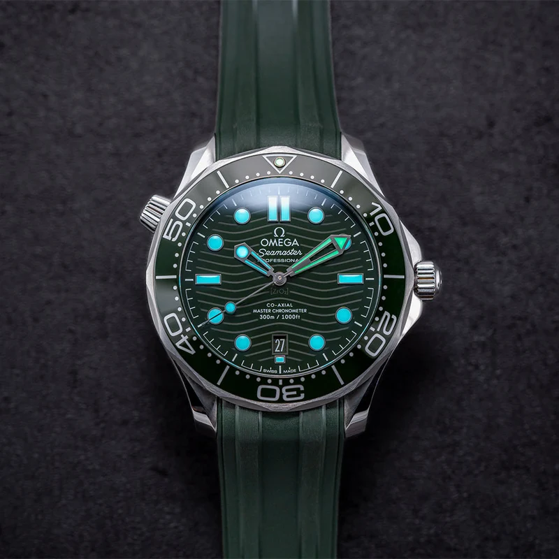 Seamaster Diver 300M 42mm - Green on Rubber Strap