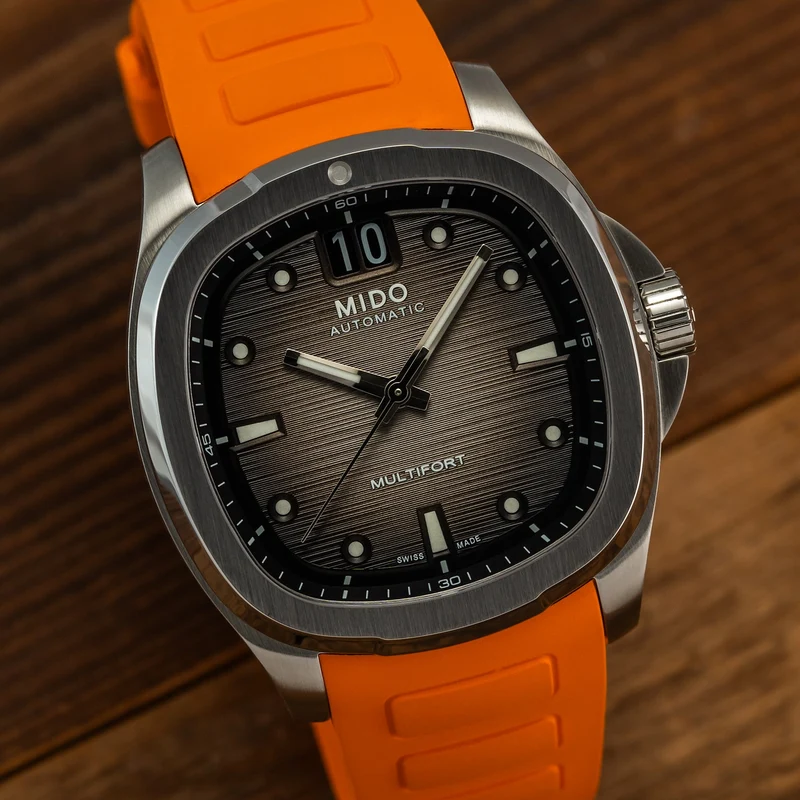 Multifort TV Big Date 40mm - Grey on Strap