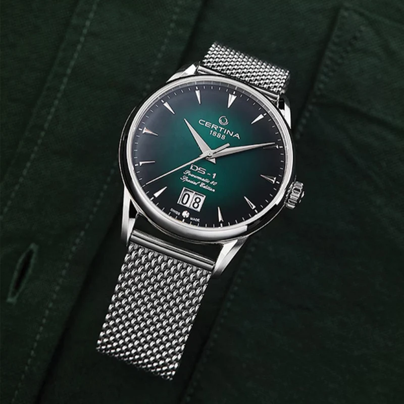 DS-1 Big Date Special Edition 41mm - Green on Bracelet