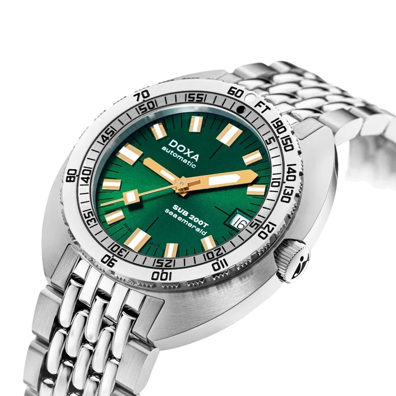 SUB 200T Sea Emerald 39mm - Sunray Green on Bracelet