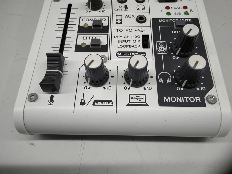 YAMAHA Mixer AG03