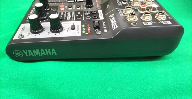 YAMAHA Audio-Interface AG03MK2