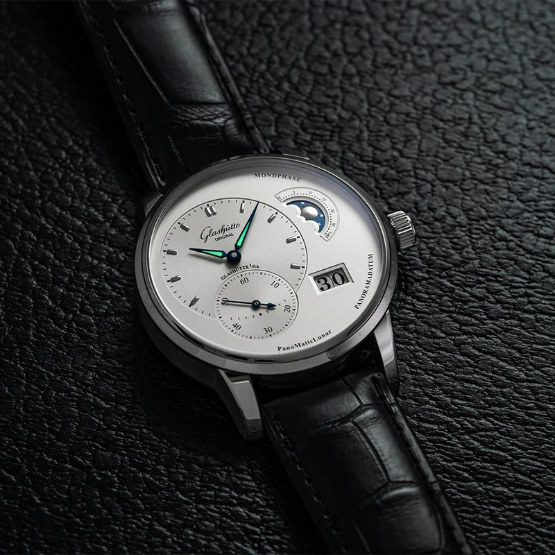PanoMaticLunar 40mm - Silver on Leather Strap