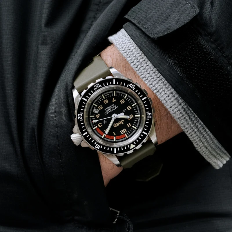GSAR Diver's Automatic Jeep Rubicon 41mm - Black on Rubber Strap