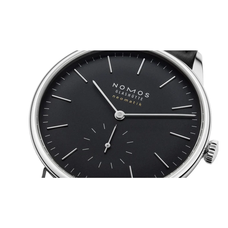 Orion Neomatik Sapphire Back 39mm - Black on Strap
