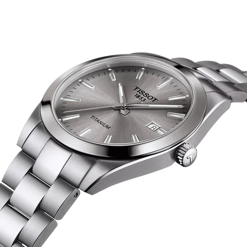 Gentleman Quartz Titanium 40mm - Grey on Bracelet