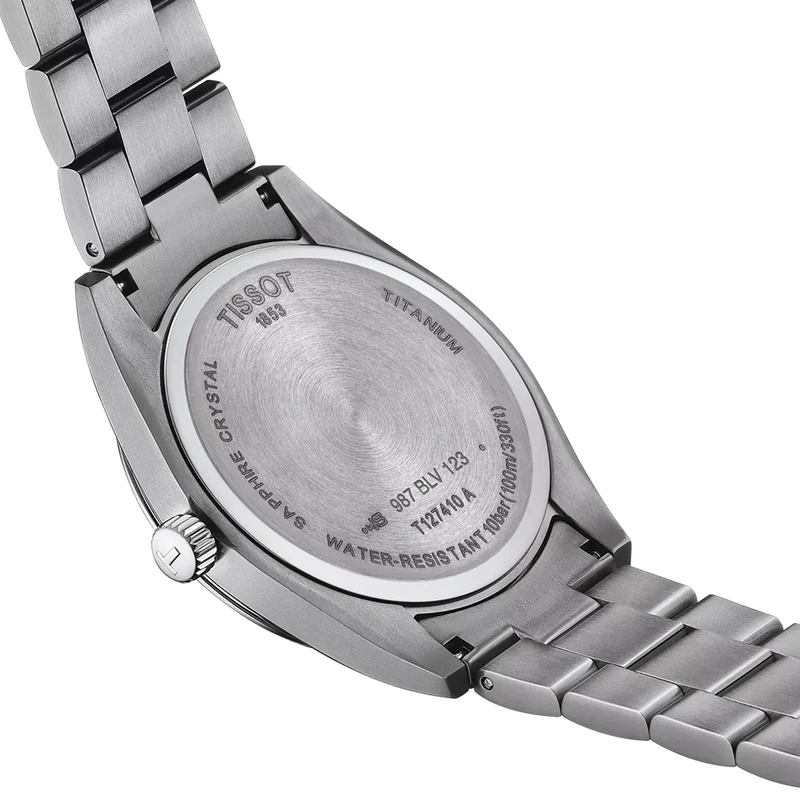 Gentleman Quartz Titanium 40mm - Grey on Bracelet