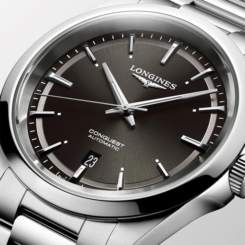 Conquest 41mm - Sunray Black on Bracelet