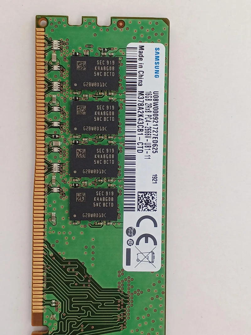 SAMSUNG DDR4-Speicher 16GB M378A2K43CB1-CTD