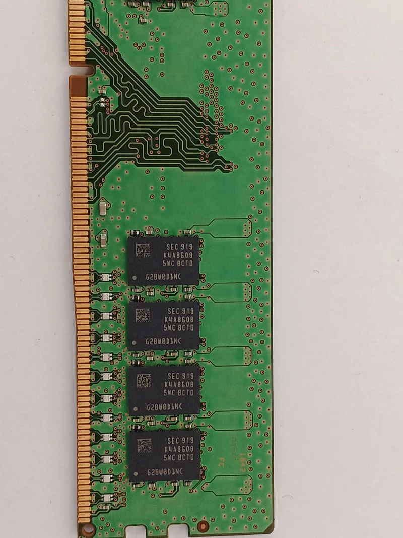 SAMSUNG DDR4-Speicher 16GB M378A2K43CB1-CTD