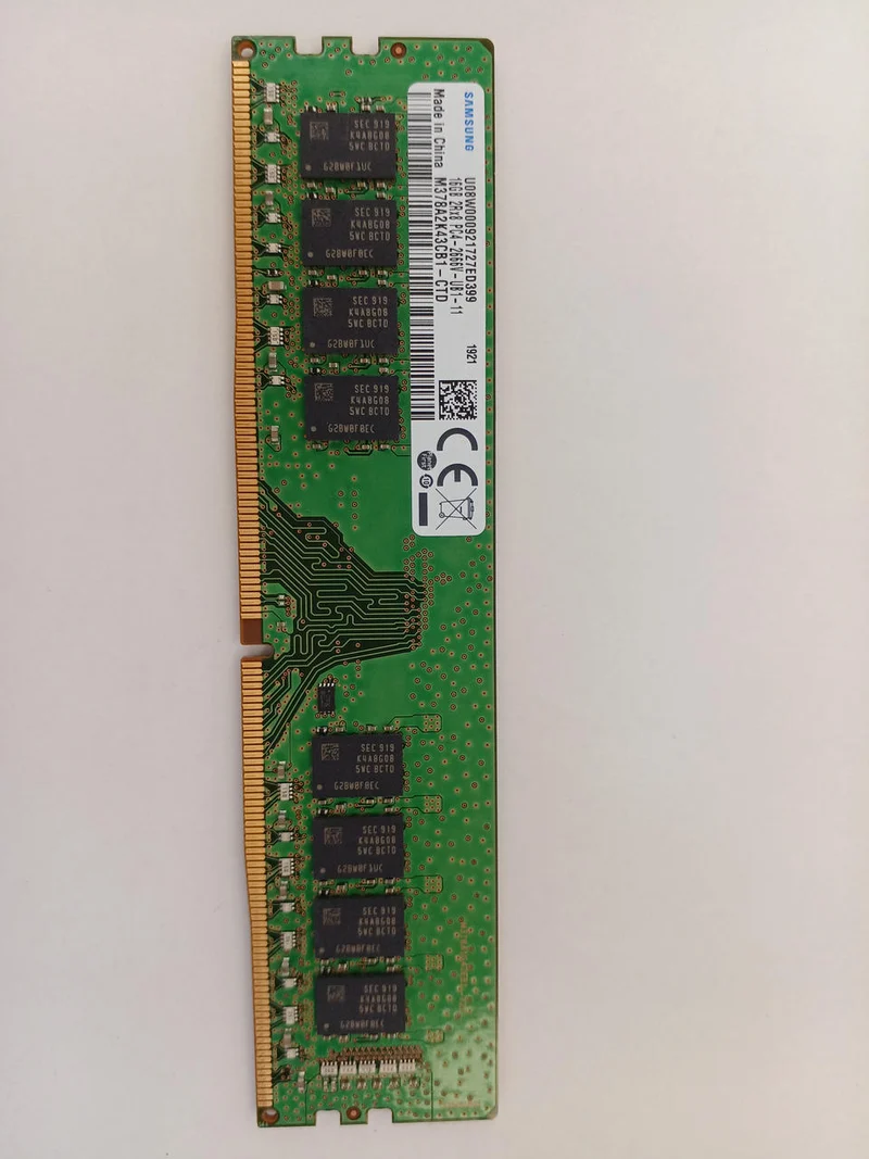 SAMSUNG DDR4-Speicher 16GB M378A2K43CB1-CTD