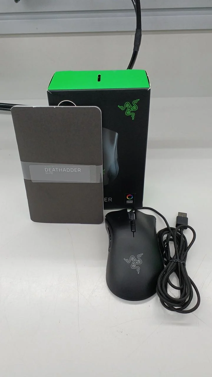 RAZER Gaming-Maus RZ01-02010100-R3A1