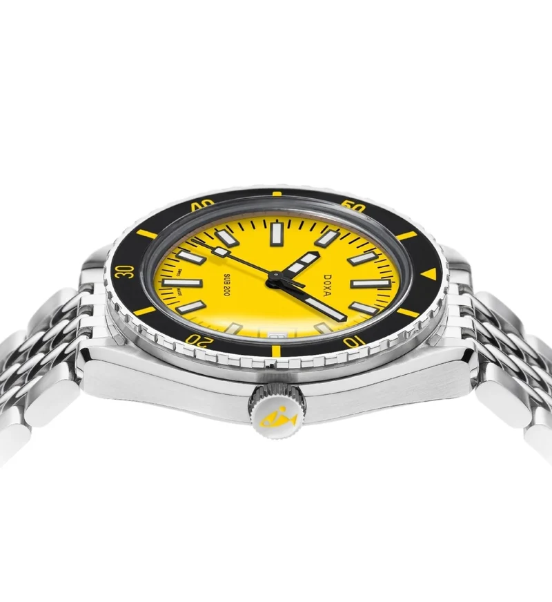 SUB 200 Divingstar Sapphire Inlay Bezel 42mm - Yellow on Bracelet