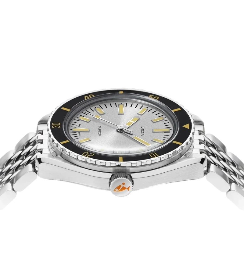 SUB 200 Searambler Sapphire Inlay Bezel 42mm - Silver on Bracelet