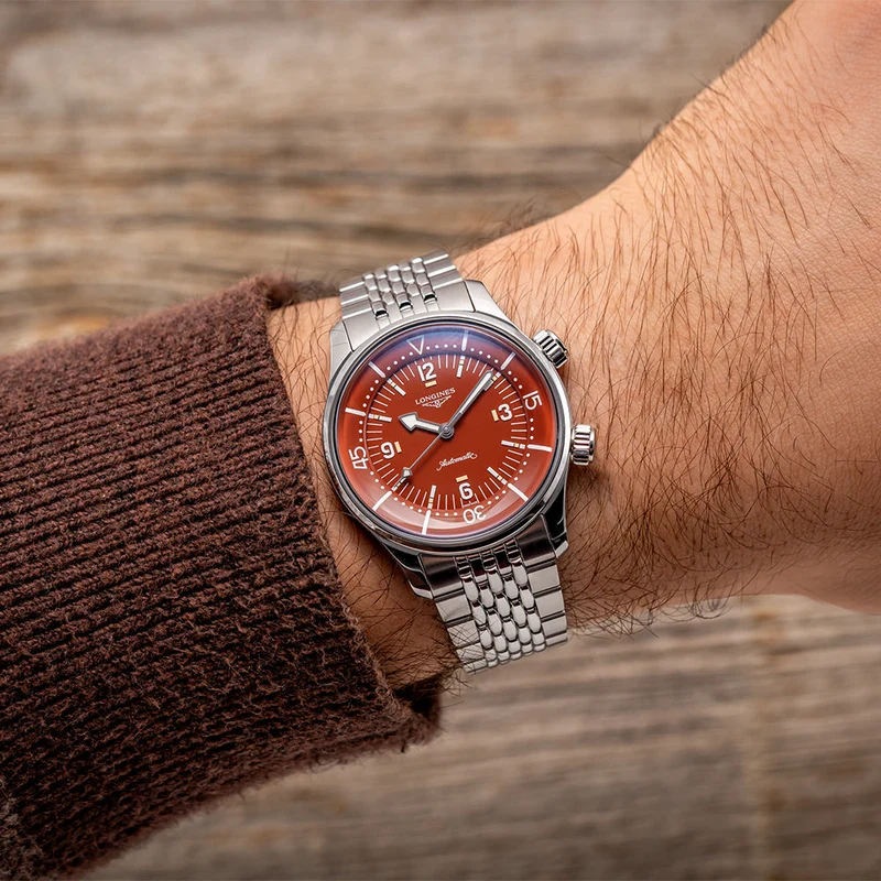 Legend Diver 39mm - Terracotta Copper on Bracelet