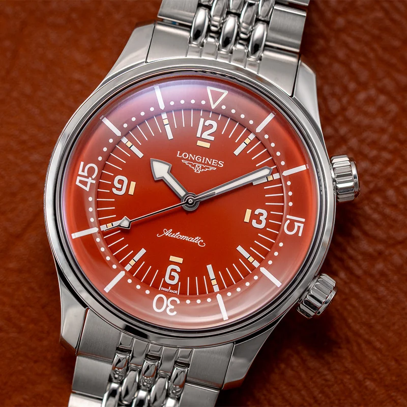 Legend Diver 39mm - Terracotta Copper on Bracelet