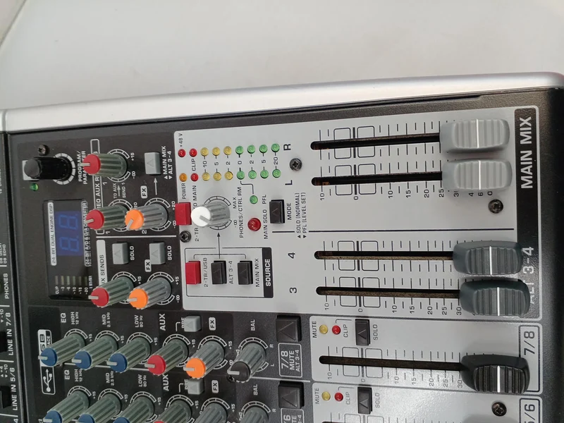 BEHRINGER Analogmixer XENYX X1204USB