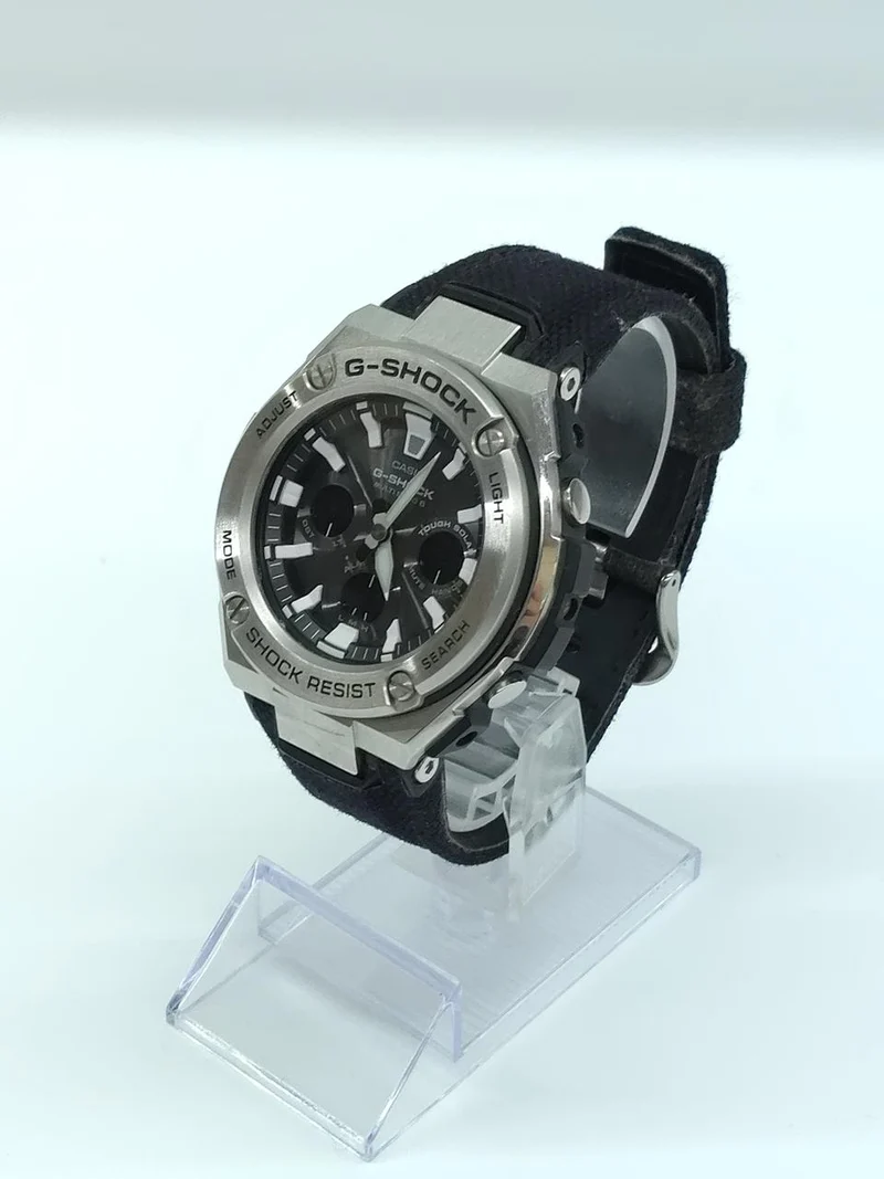 CASIO G-SHOCK GST-W330C