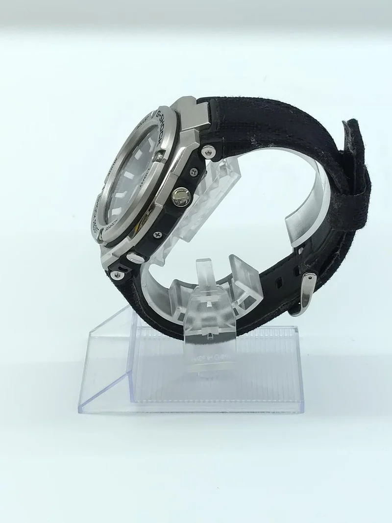 CASIO G-SHOCK GST-W330C