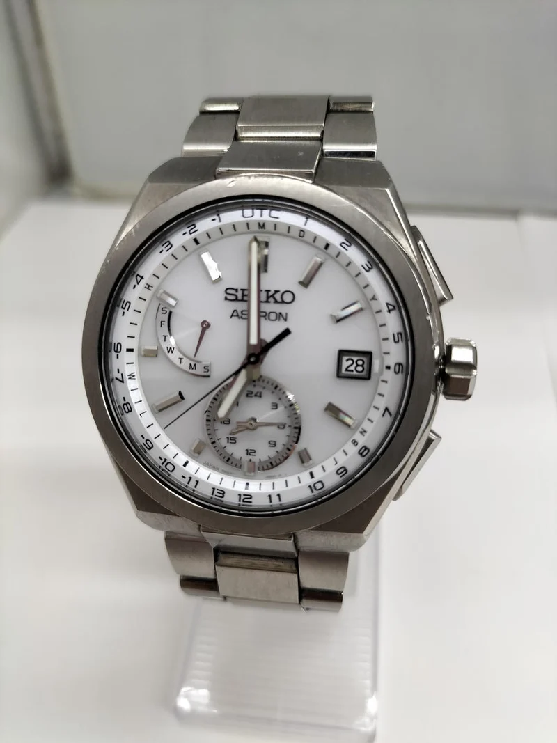 SEIKO Solar Quartz SBXY085