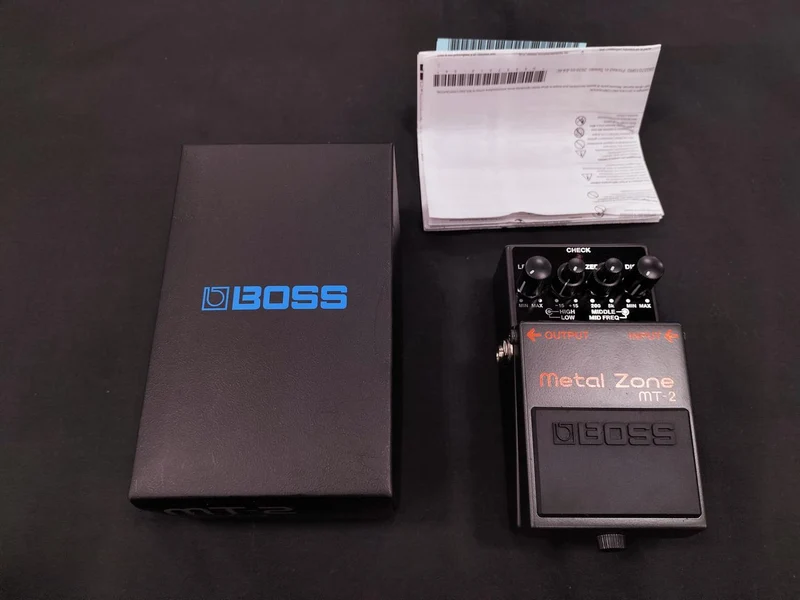 BOSS Distortion Effects MT-2