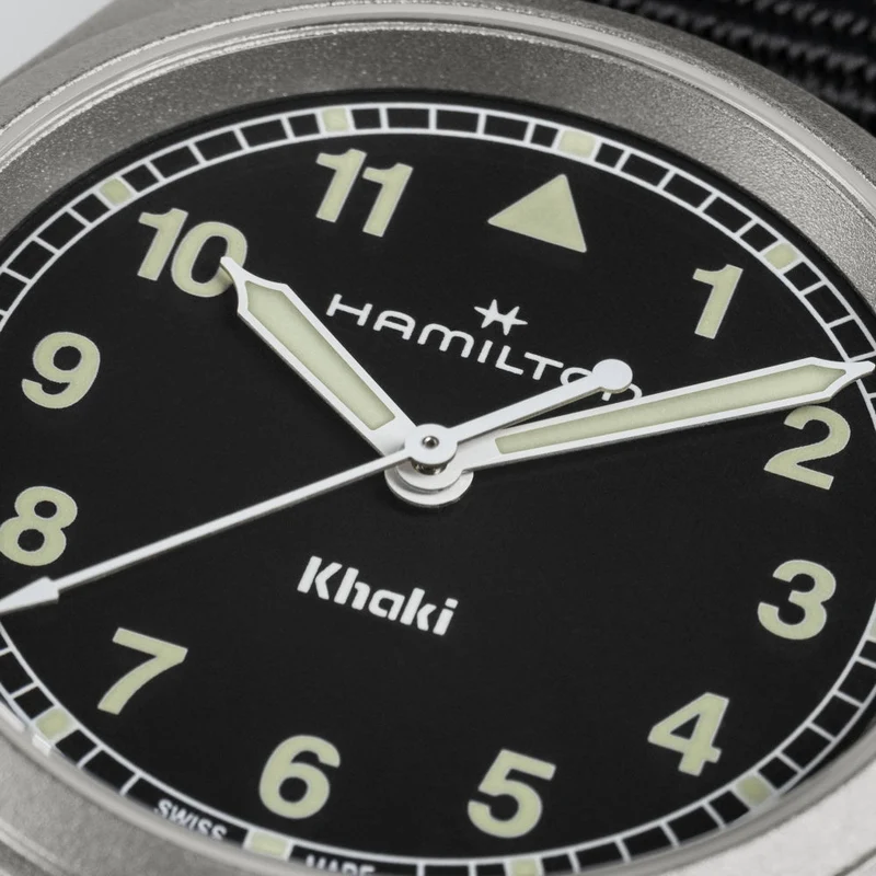 Khaki Field Quartz 33mm - Black on One-Piece Textile Strap