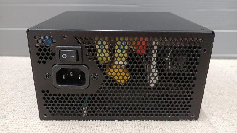 Xianren Zhizhi PC-Netzteil KRPW-GK750W/90+