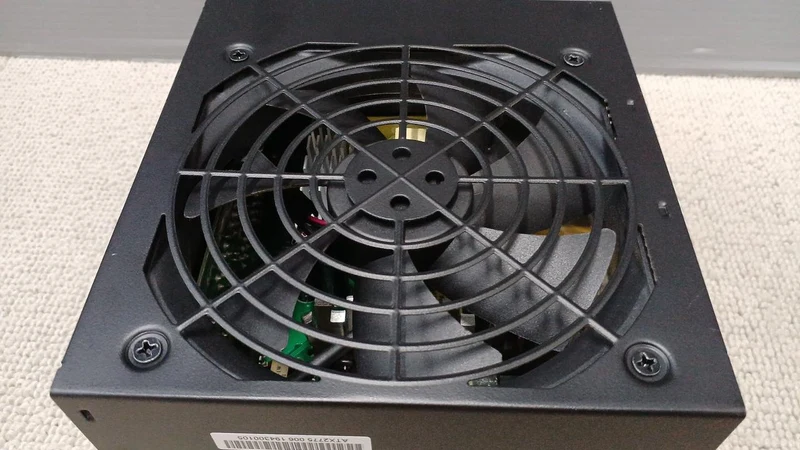 Xianren Zhizhi PC-Netzteil KRPW-GK750W/90+