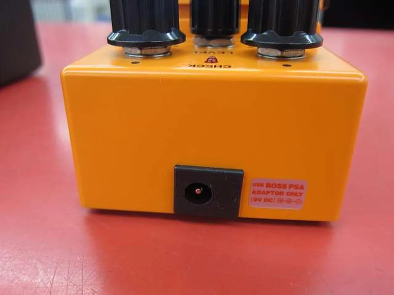 BOSS Distortion Effects DS-1