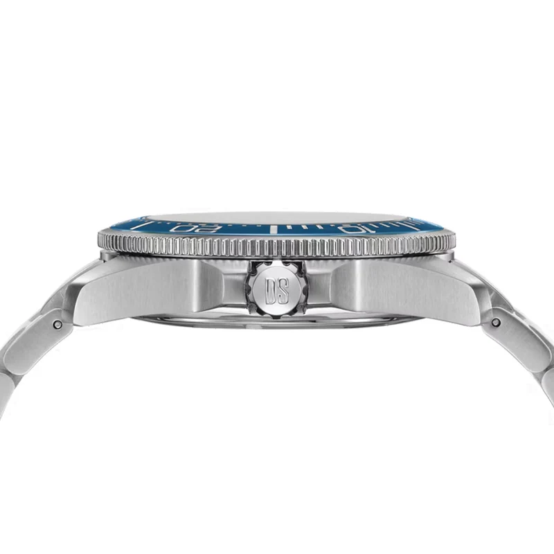 DS Action Diver Powermatic 80 43mm - Green on Bracelet