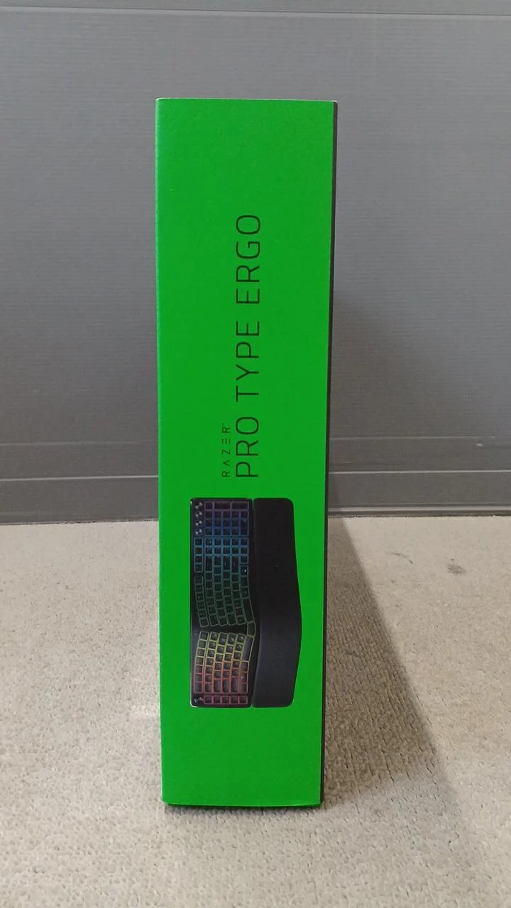 RAZER Ergonomische Tastatur RZ03-0544