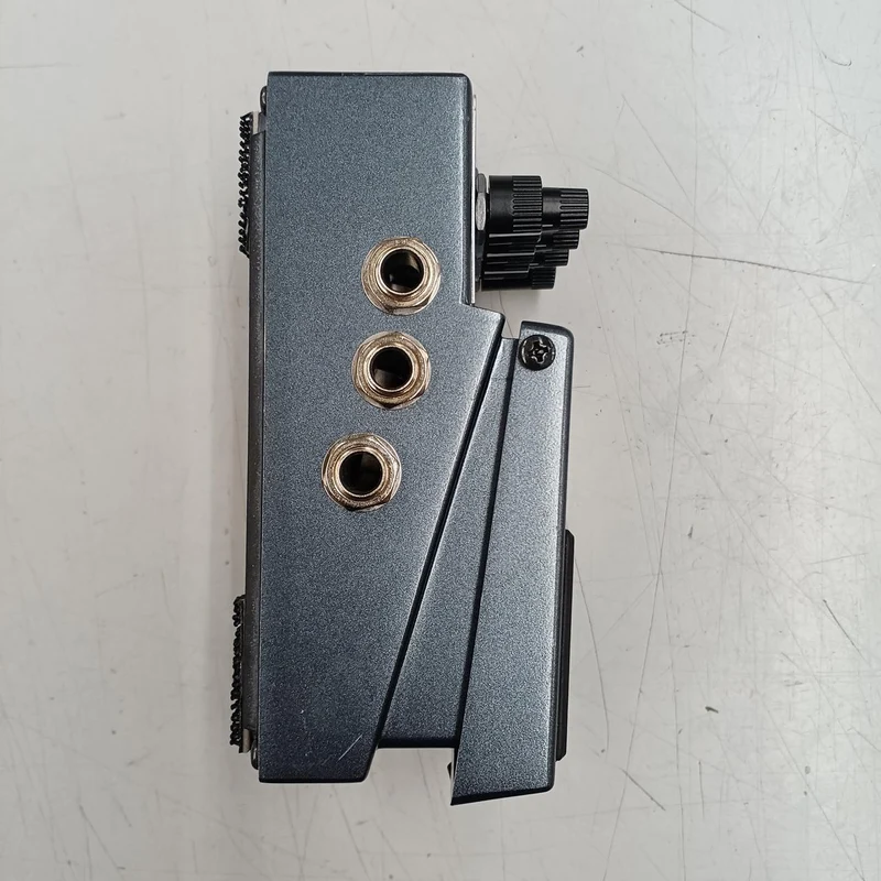 BOSS Effektpedal IR-2