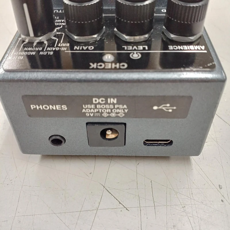 BOSS Effektpedal IR-2