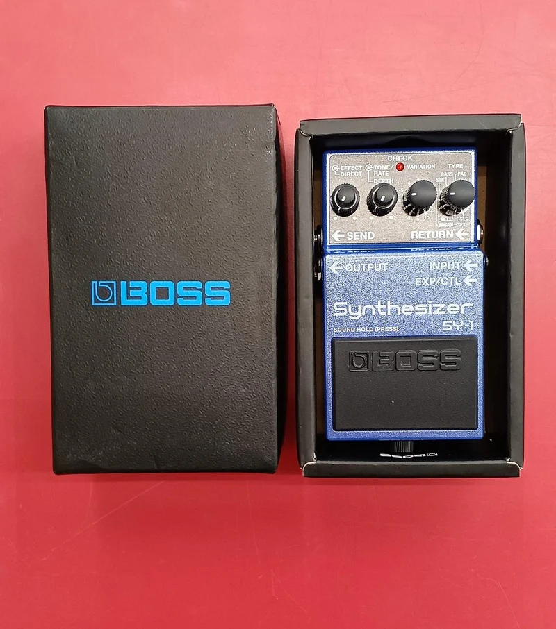 BOSS Effektpedal SY-1